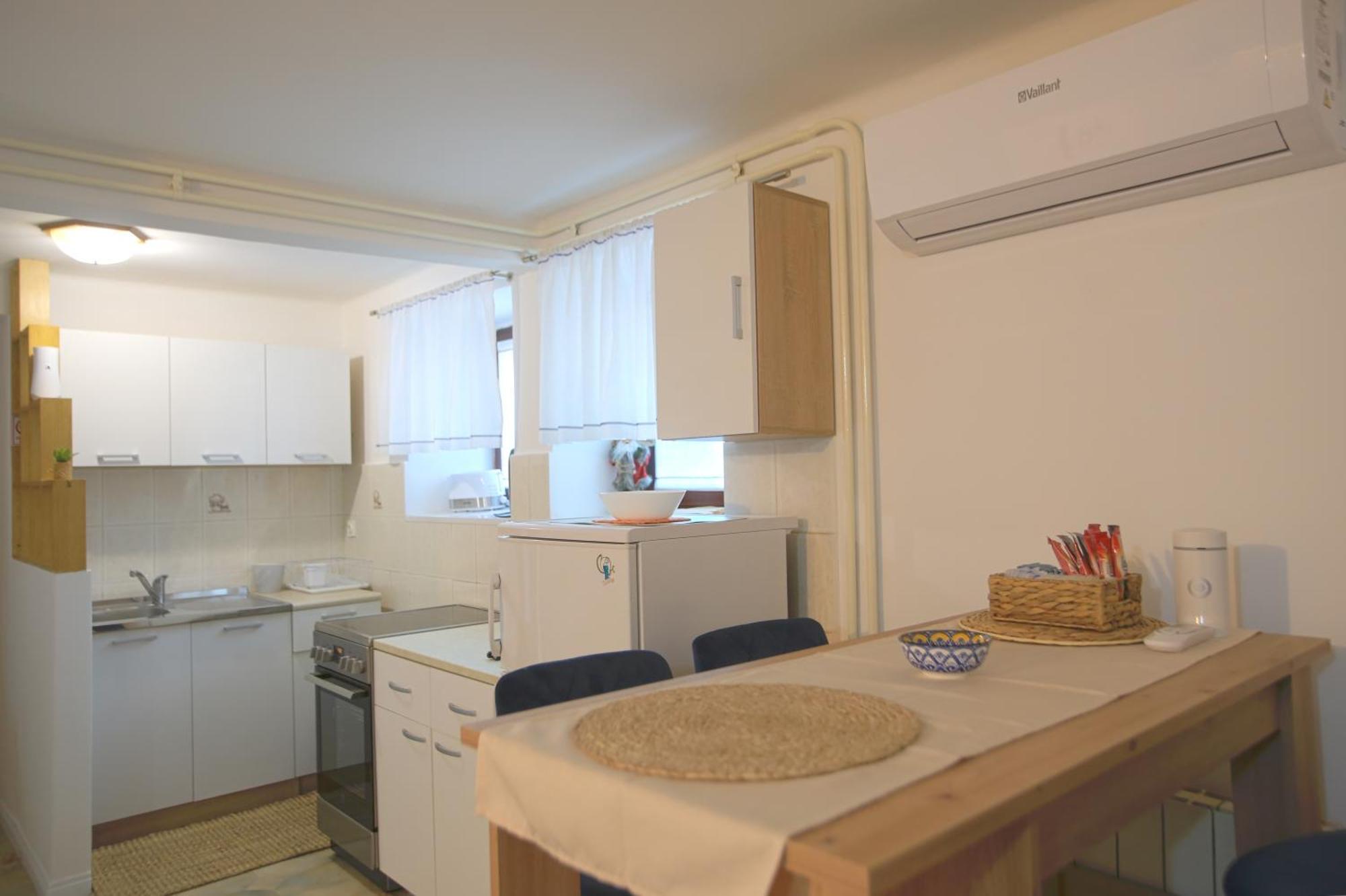 Bamboo Oasis Apartment With Terrace In The Garden And Free Parking, Rijeka Exterior photo